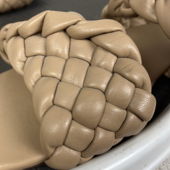 She and In slip on Braided Sandals Tan Womens size 38 - Picture 13 of 16